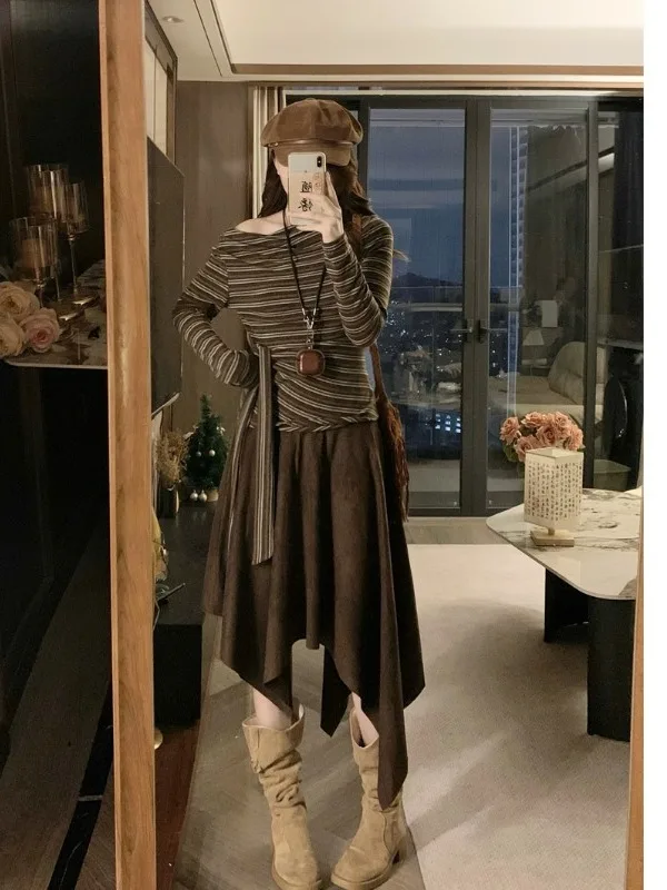 

plus Size Women's Soft Striped Long Sve T-irt Top High Waist Velvet Skirt Two Piece Set Korean Sle Commute Faion