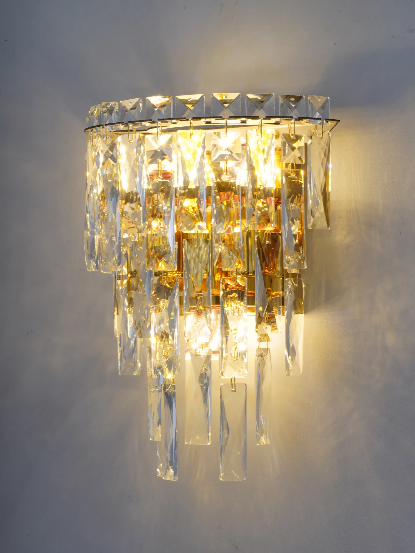 Gold/silver double layer crystal wall lamp, suitable for living room, bedroom, bedside home decoration lamps and lanterns