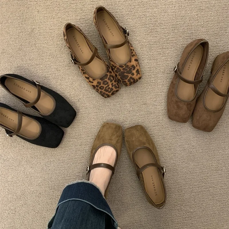 الربيع/الخريف أزياء مشبك واحد المرأة بلون نموذج ساحة تو جميلة عارضة ومريحة المتسكعون Zapatos