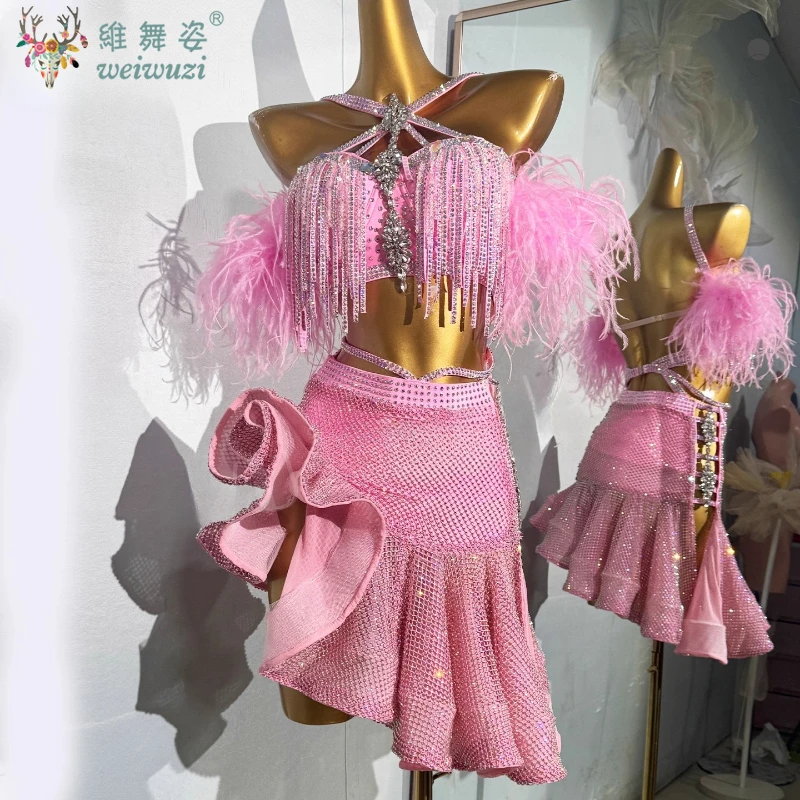 Vêtements de concours de danse latine personnalisés, robes de luxe haut de gamme avec pierres AB et plumes, Costumes de spectacle Tango ChaCha Samba