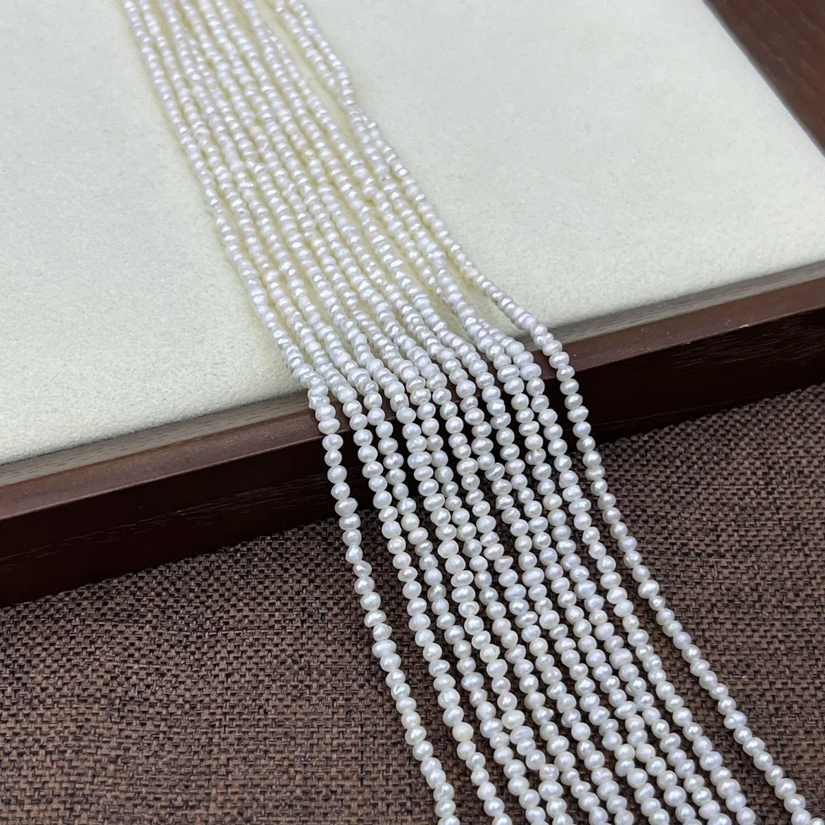 

Natural Freshwater Pearl 1.8-2mm AA Small Near Round Bead Isolated Jewelry Make DIY Necklace Bracelet Accessories Wedding Women
