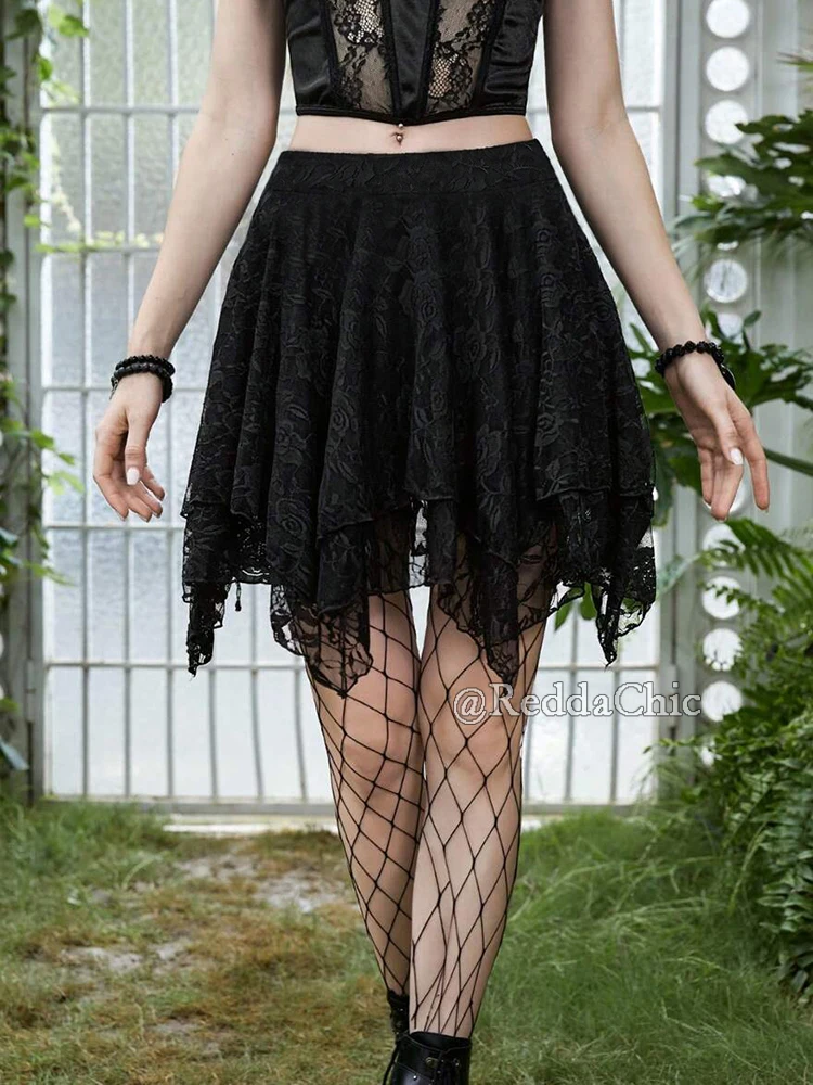 Reddachic renascentista floral renda feminina mini saia preto goth punk cintura elástica irregular plissado em camadas saia roupas burlescas