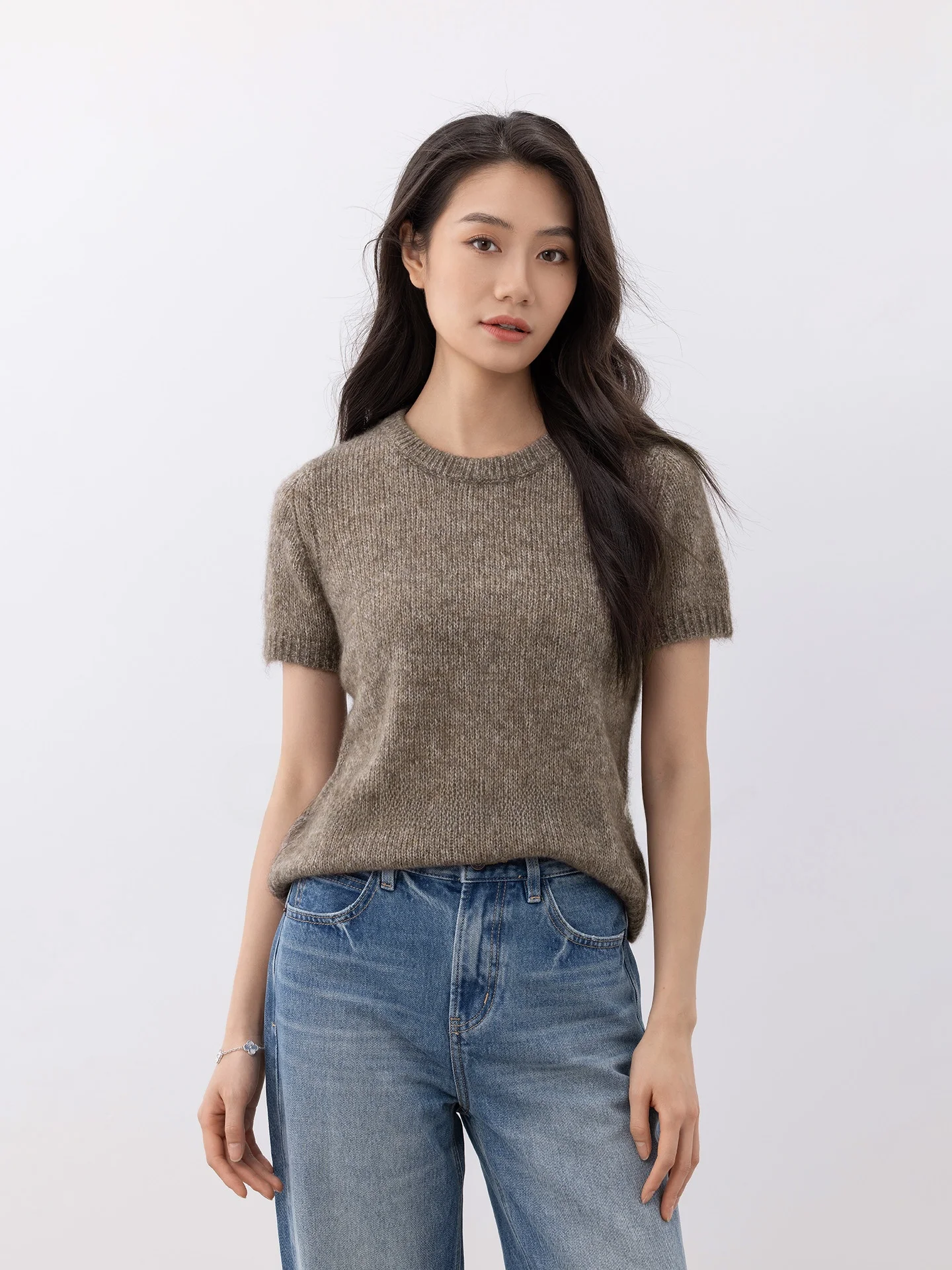 

Летняя женская футболка из смесовой шерсти с круглым вырезом, однотонная, повседневная, с эффектом облачной мягкости, ZONE