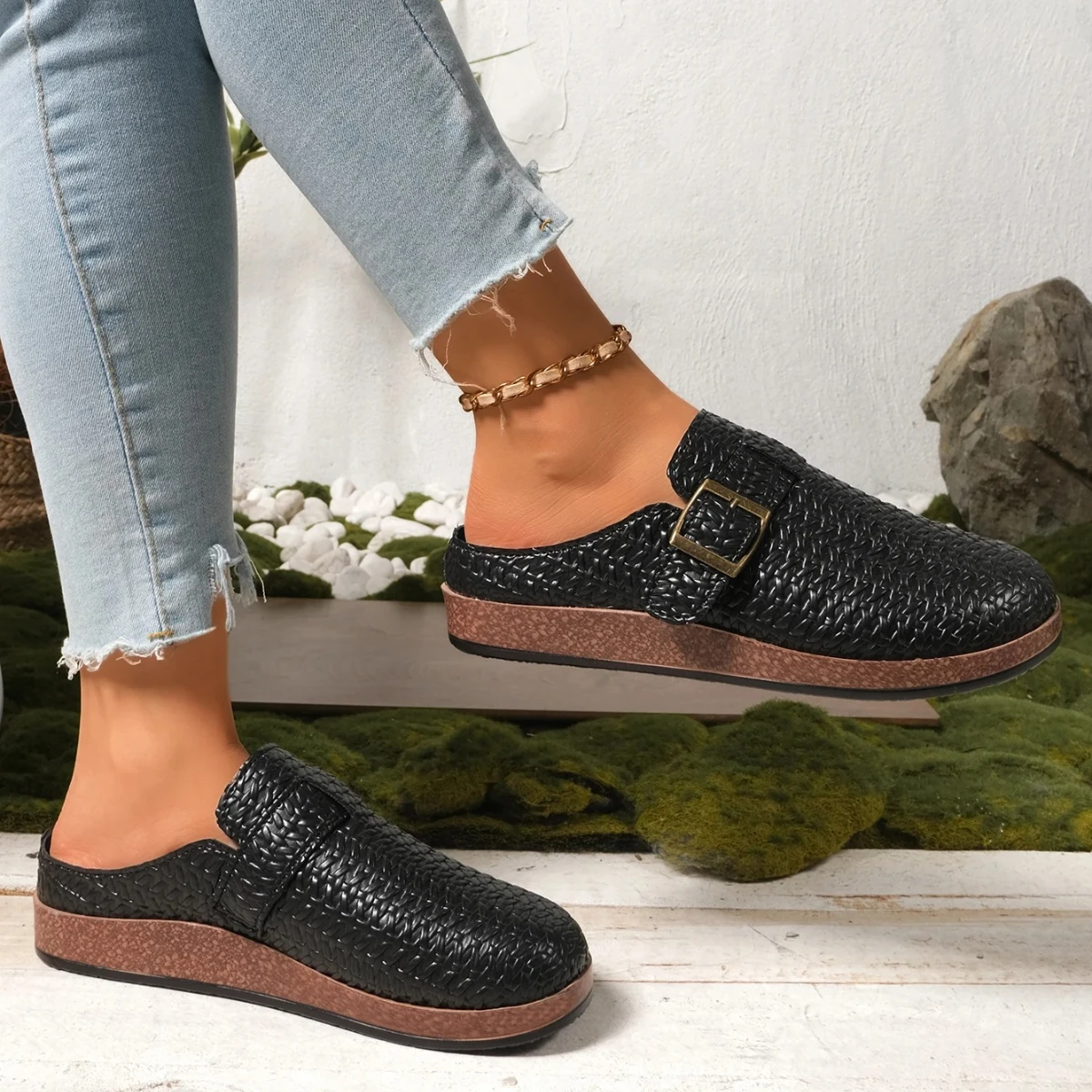 أحذية نسائية عصرية جديدة مريحة - مراجعة Slip On Mule Flat وسعره