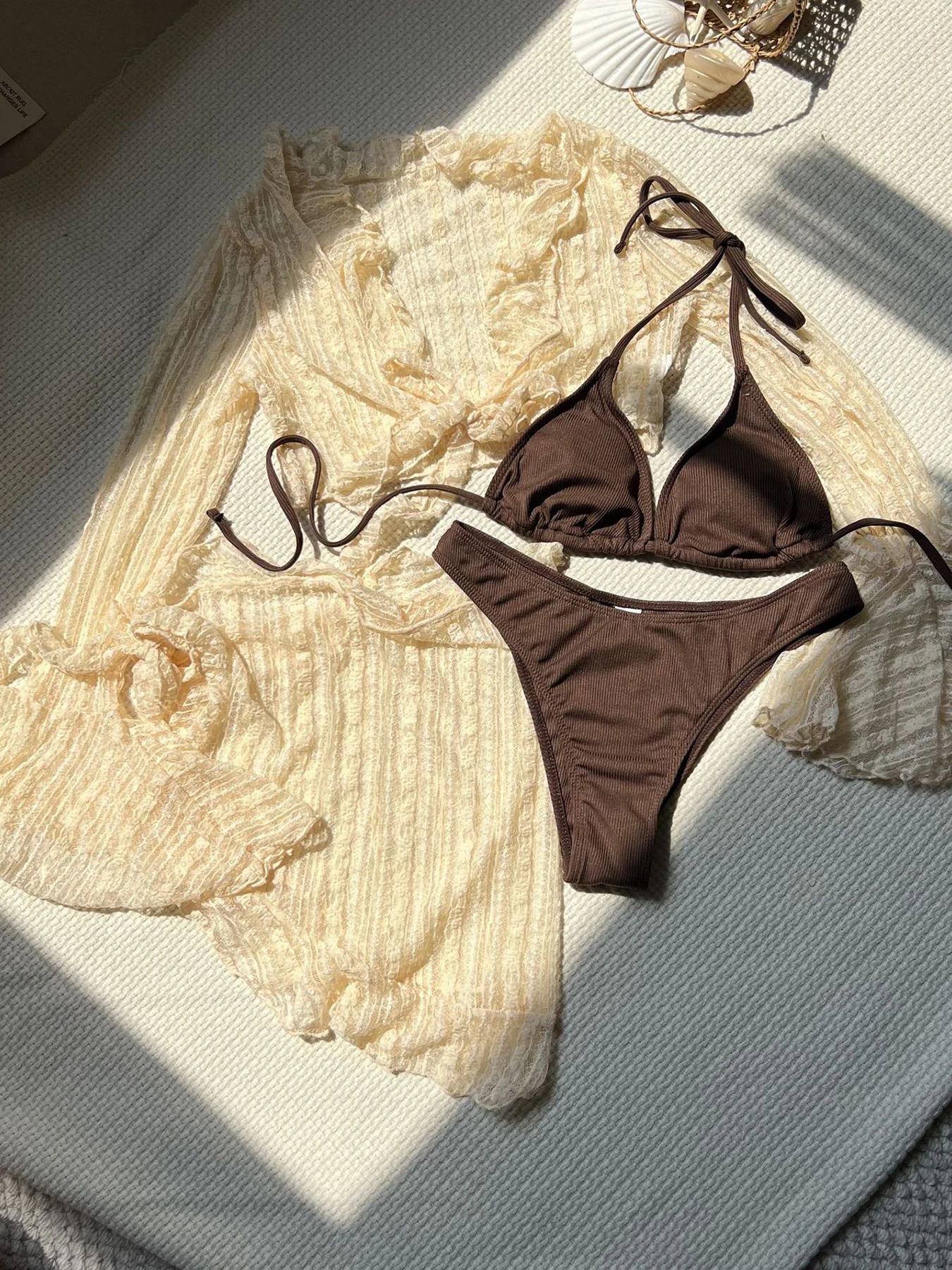 2025 جديد مثير الدانتيل نفخة الأكمام أربع قطع بيكيني مجموعات ملابس السباحة للنساء طويلة الأكمام ملابس السباحة الإناث لباس سباحة بحر