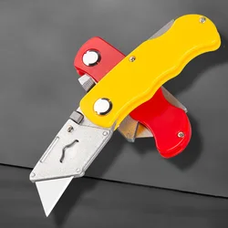 Coltello multiuso pieghevole con bottone autobloccante taglio trapezoidale Art taglierina per tappeti fibbia per cintura sostituibile in acciaio inossidabile