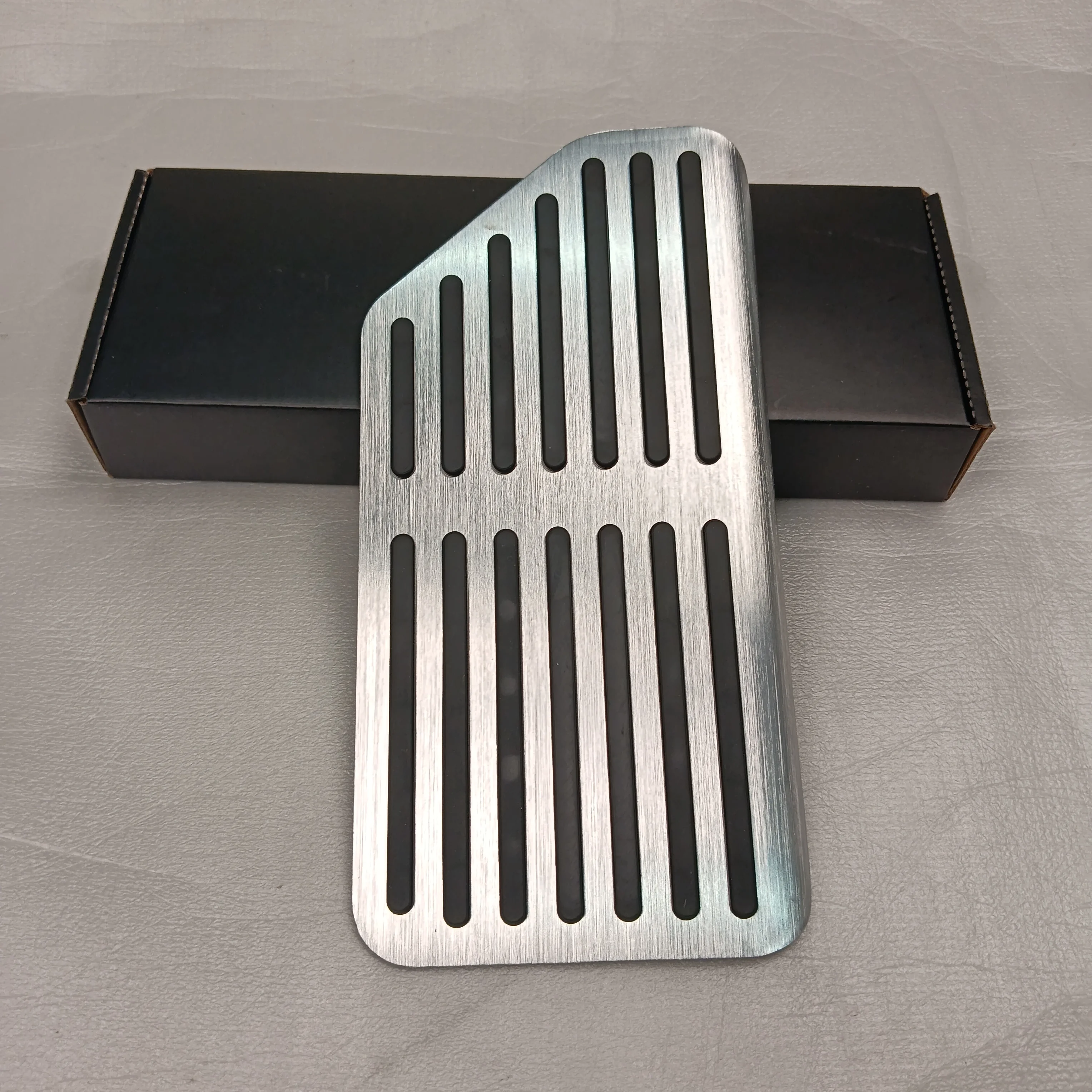 Pedals For Kia Grand Carnival KA4 2021 2022-2025 2026 Car AT Accelerator Gas Ful Pedal Brake Pedals Cover Pads Non-Slip Styling 6