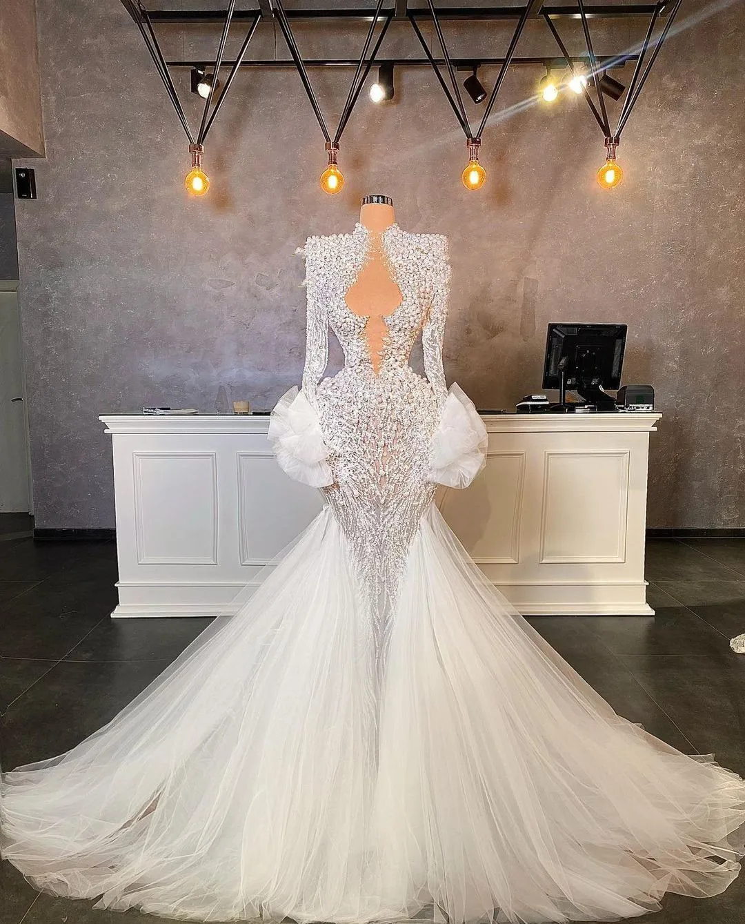 Luxury Mermaid Wedding Dresses Long Sleeves V Neck 3D Lace Hollow Sequins Beaded Pearls Ruffles Lace Train Bridal Gowns Customed
