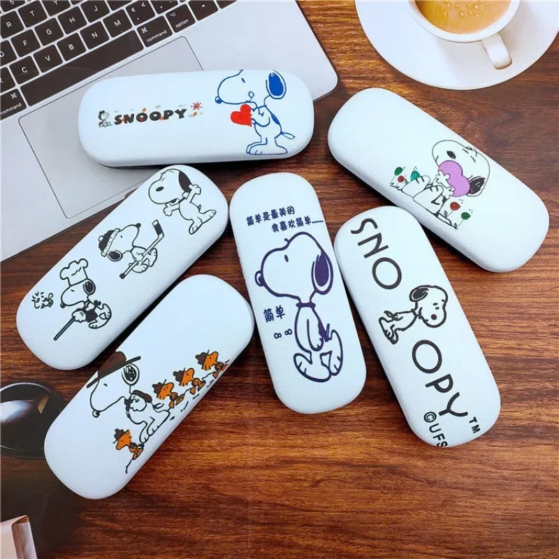 

Новая креативная простая персонализированная коробка для очков Snoopy Charlie Brown с героями мультфильмов, милая коробка для хранения очков в стиле каваи с персонажем аниме, подарок