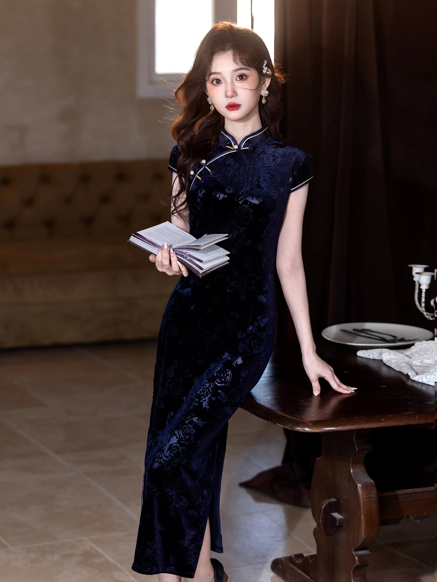 

Новое женское бархатное платье в королевском синем цвете, сексуальное, в стиле Pure Desire, весна-лето, в китайском стиле, модное, обновленное