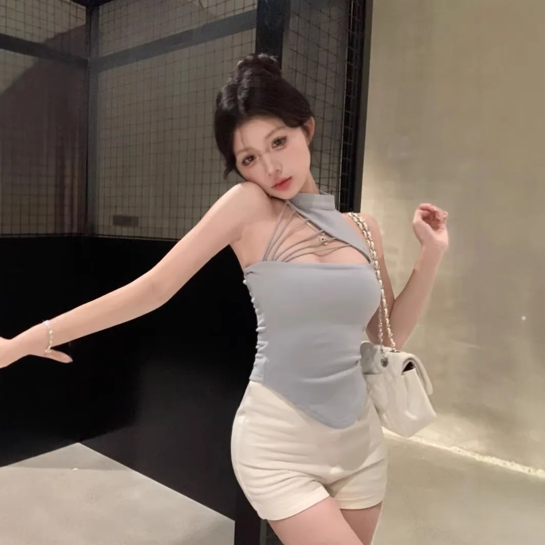 Red Hollowed-out Halter Top Women's Design Sense Base Vest Slimming Short Top For Hot Girls