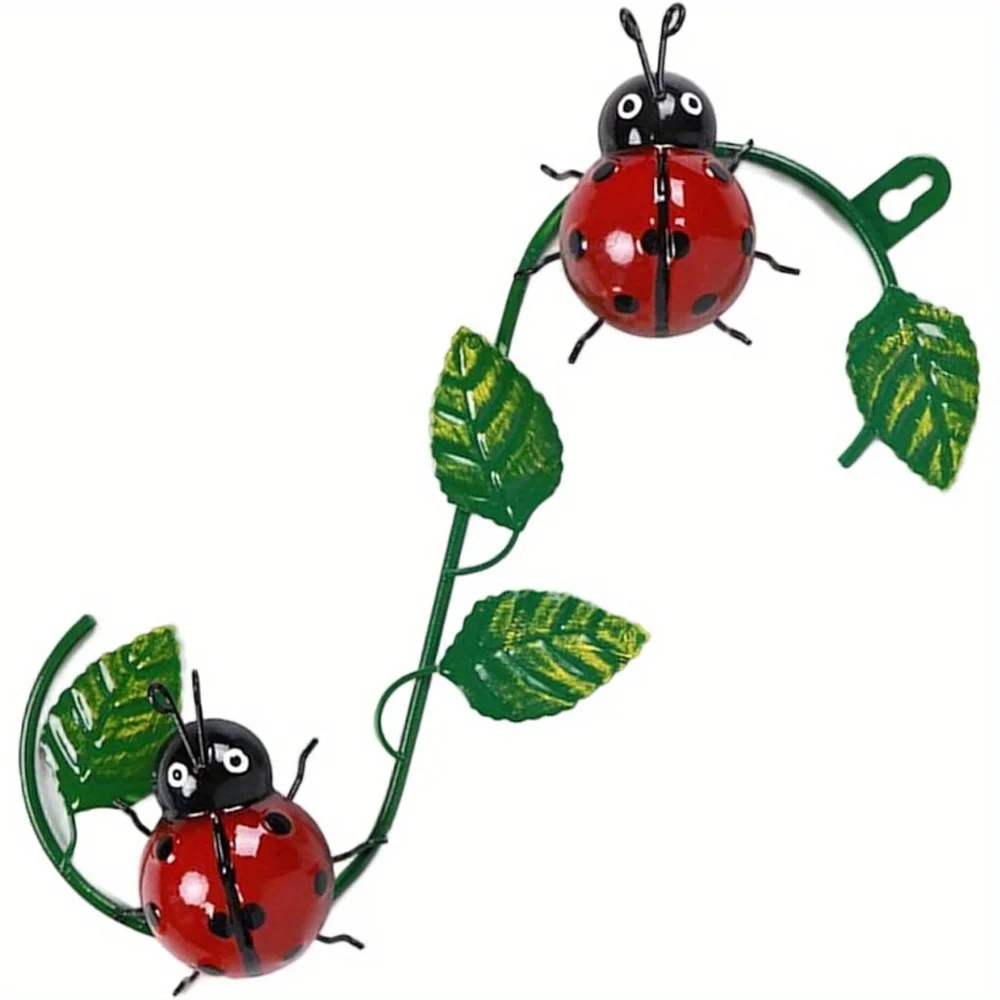 Garden Metal Ladybug Wall Ornament, Wall Hanging Ornament with Green Leaves for Living Room, Garden, Yard, Patio, Fence