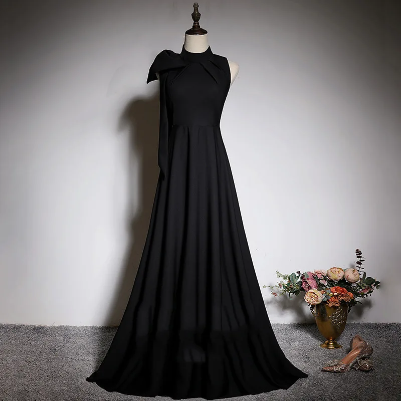 Black Evening Dress 2024 New Women's Banquet Temperament Slimming Host Black Chorus Performance High-end Dress