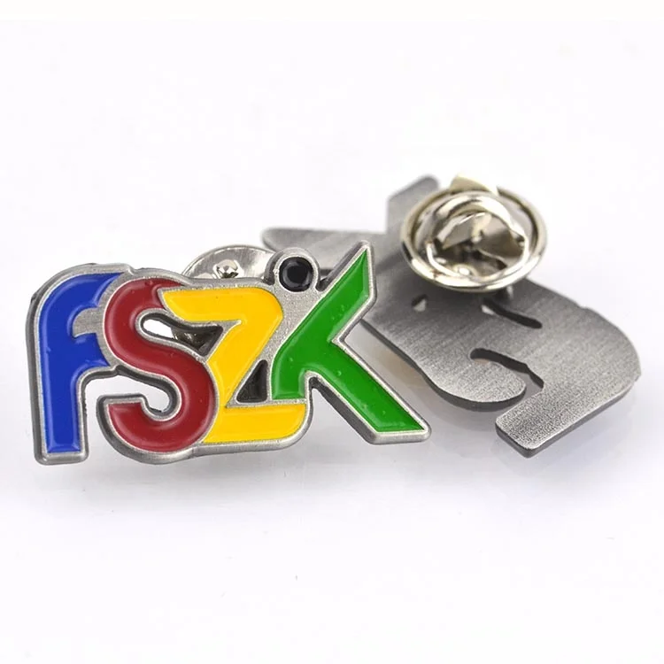 custom metal badges Enamel Metal Pin Badge with Your Own Design