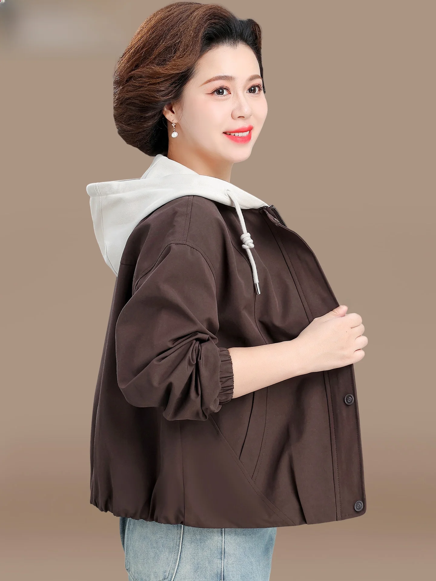 

Модная осенняя куртка для женщин среднего и старшего возраста, корейский бренд, женская ветровка-жакет.