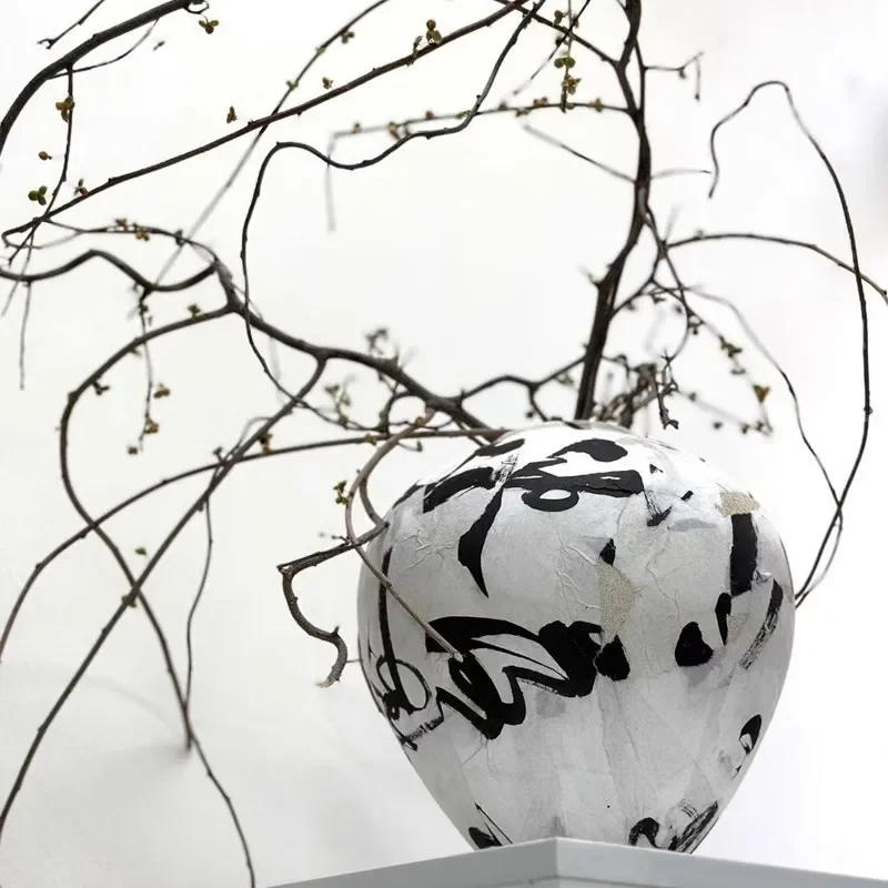 Calligraphy ceramic vase B & B designer medieval plaid flower ornaments high-end ornaments