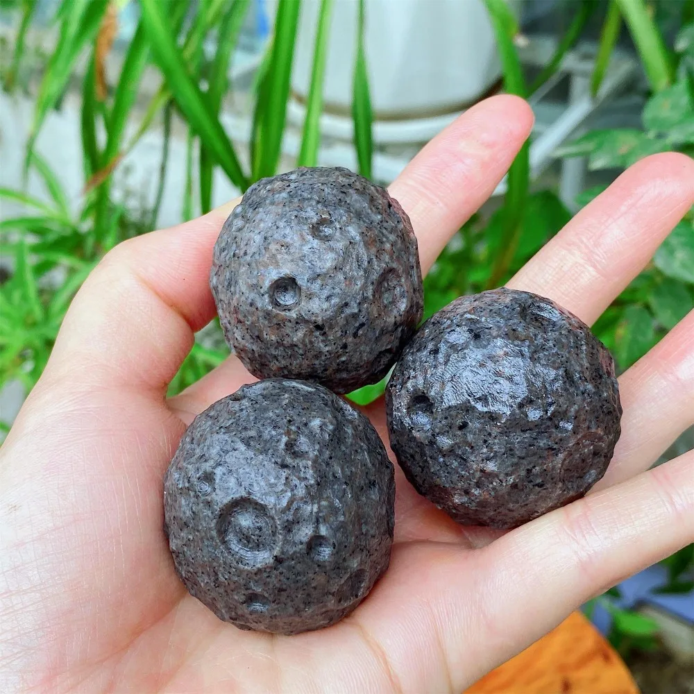 Natural Yooperlite Stone Hand Carved Moon Sphere Home Desktop Decoration Collectible Craft Souvenir Gift