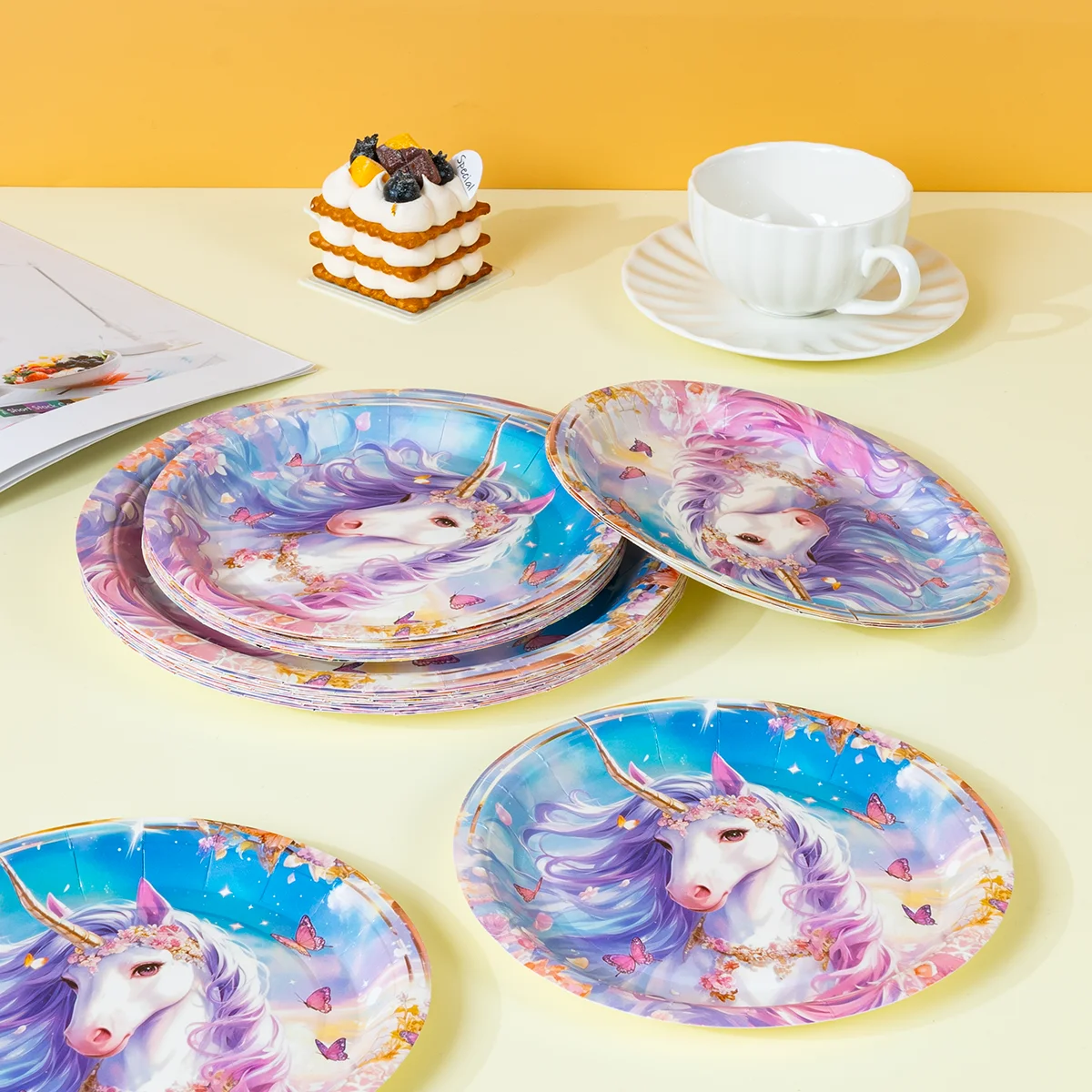 Unicorn Disposable Paper Plate - огляд і ціна Party Supplies