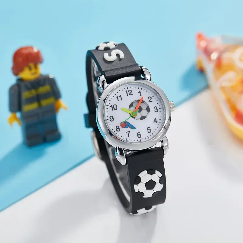 Montre de sport à motif de football de dessin animé pour enfants, montre-bracelet numérique simple pour garçons et filles, montres pour étudiants, mode, cadeaux