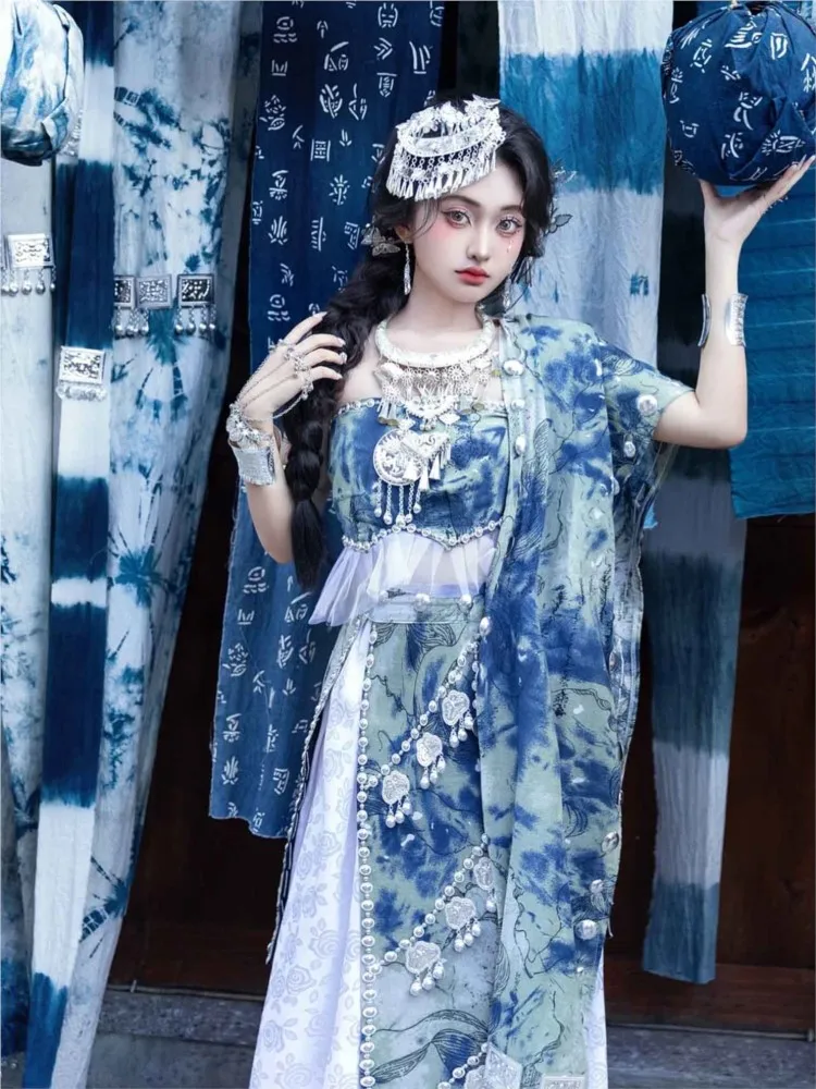 

Tie-dyed ethnic costumes wedding gowns ethnic-style dance studio photography travel