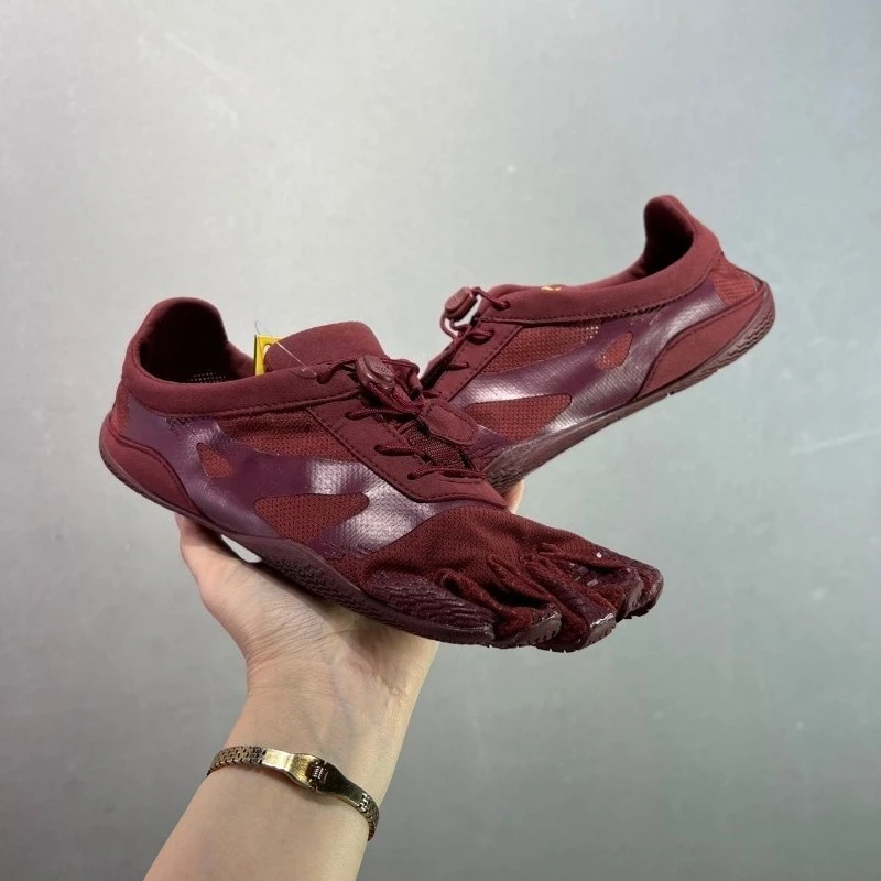 

Classic Brand Comfortable Breath Yoga Fitness Training Shoe Indoor Soft Sole Non-slip Weight Lifting Shoe Lightweight Squat Shoe