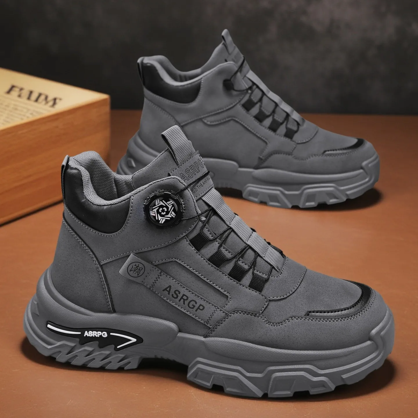 

High-top Men's Shoes Anti-slip Wear-resistant Outdoor Leisure Short Boots, Work Boots Men's Thick Soled Retro Motorcycle Boots