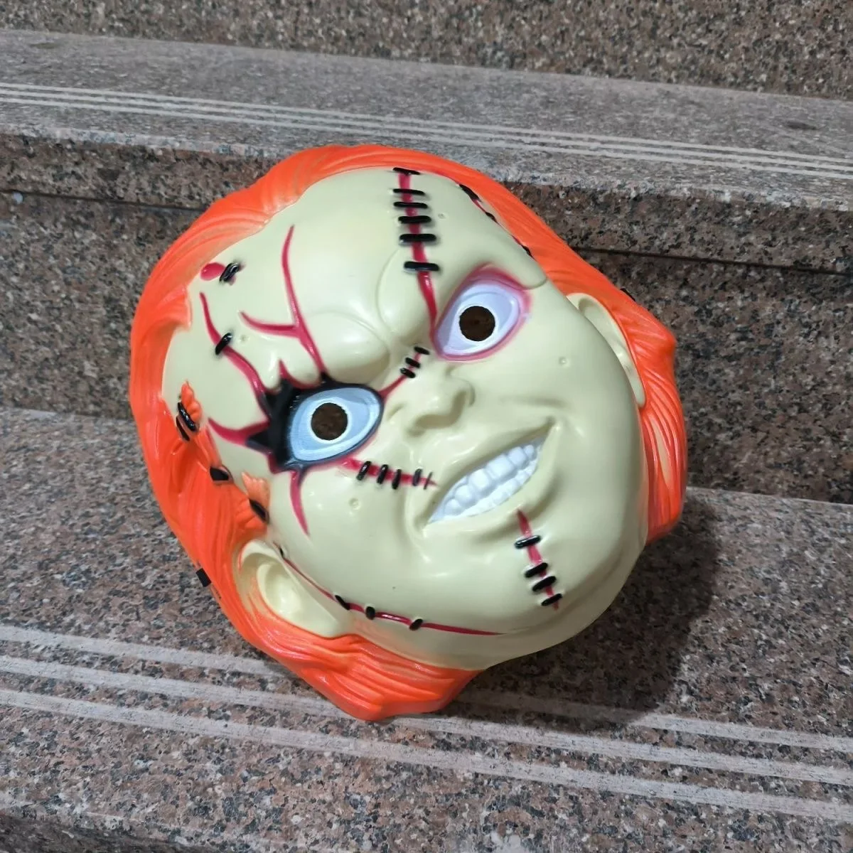 Heißer Horror Film Thema Chucky Masken Kinderspiel für Karneval Halloween Cosplay Requisiten Verkleidung Maske Männer Frauen Gruselige Maske Liefert