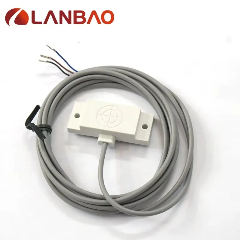 IP67 PNP NO 30V DC Capacitive Proximity Sensor 0-8mm for Industrial Automation Assembly Line