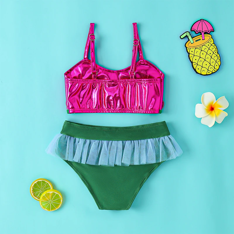 

Cute Toddler Girl Two-Piece Swimsuit Set with Ruffle Trim Top and Floral Print Bottoms Beachwear Bathing Suit 2 Pcs