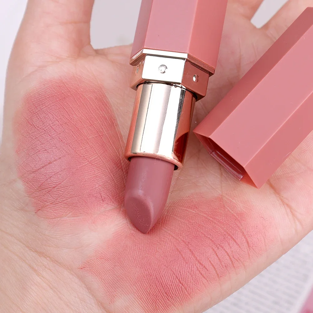 Lipstik Nude Matte ติดทนนาน6สีกำมะหยี่กันน้ำสีชมพูลิปสติกถ้วยเคลือบปากแดงเซ็กซี่ริมฝีปากแต่งหน้าเครื่องสำอาง