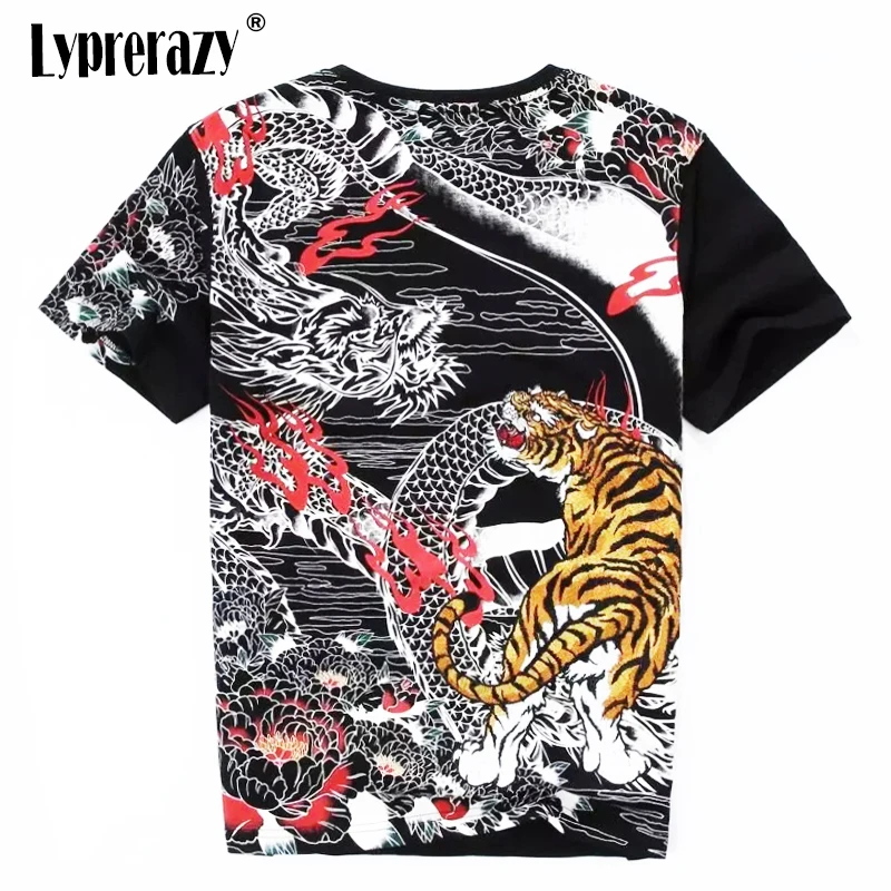 

Lyprerazy Japanese Harajuku Ukiyoe Embroidered T-shirt Men Tiger and Dragon Embroidery Short-sleeved Chinese T Shirt