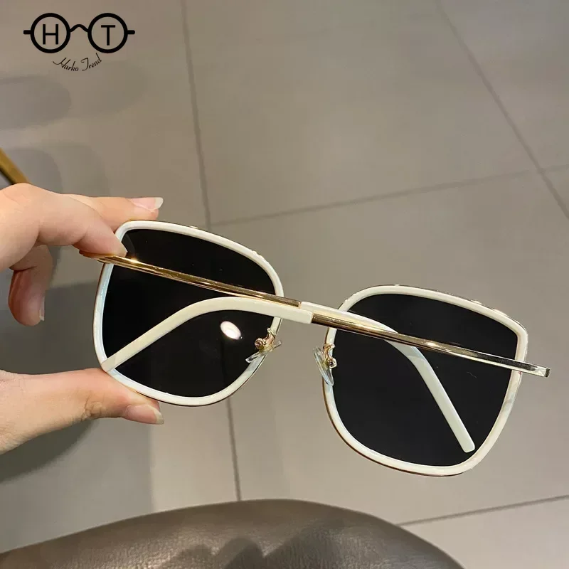 2024 New Fashion Lady Oversize Square Sunglasses Women Glasses Luxurious Sun Glasses Female UV400