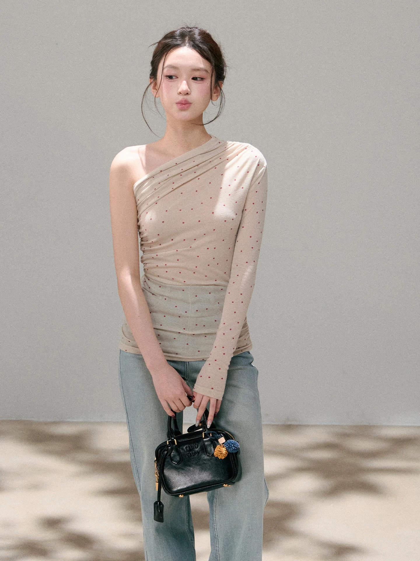 

Женская футболка OIOI E с длинным рукавом, весна-лето, новый дизайн, с открытым плечом, в горошек, прозрачная, повседневного кроя