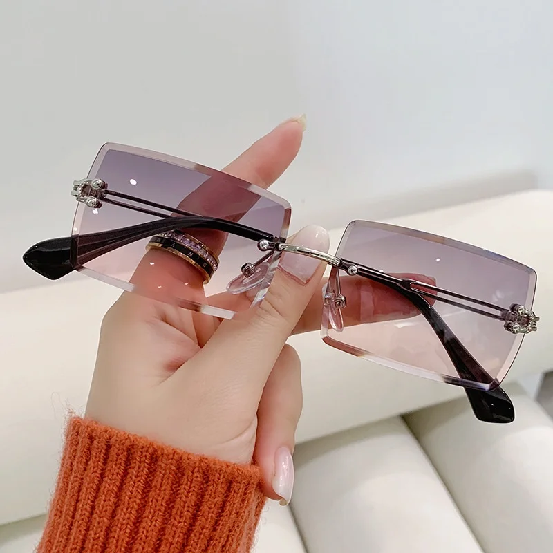 Luxury Brand Rectangle Ladies Sunglasses Women Rimless Square Sun Glasses for Women Men Color Gradient