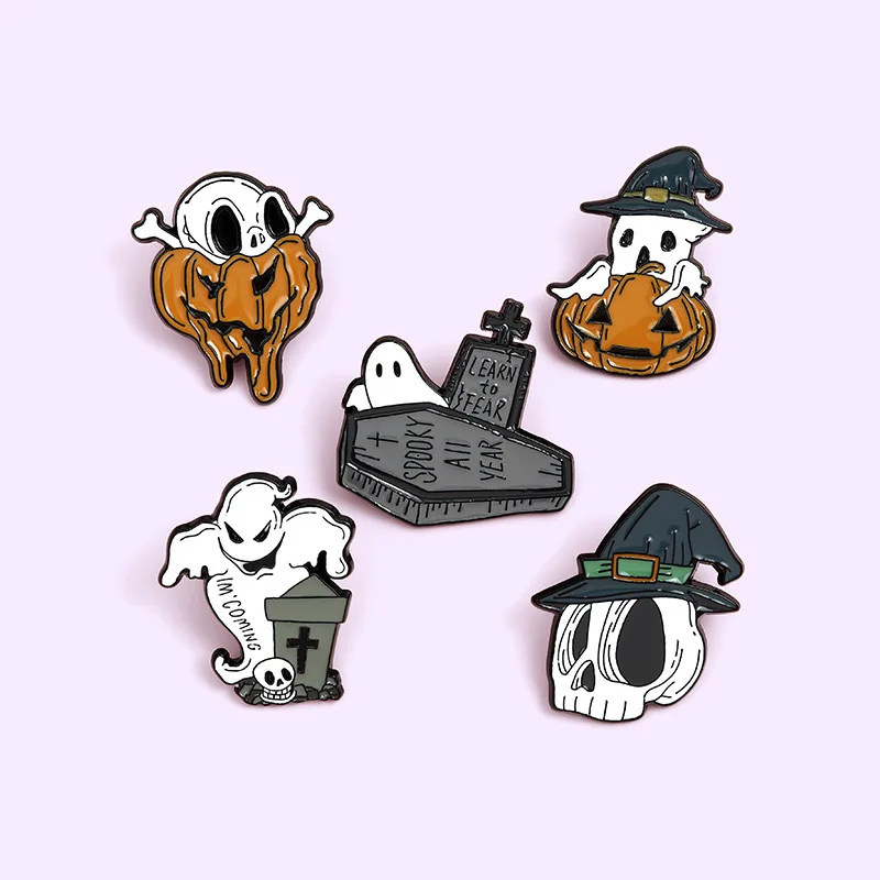 Halloween Enamel Pin Skeleton Skull Pumpkin Ghost Grave Coffin Brooch Bag Lapel Pin Gothic Badge Boo Jewelry Gift for Friends