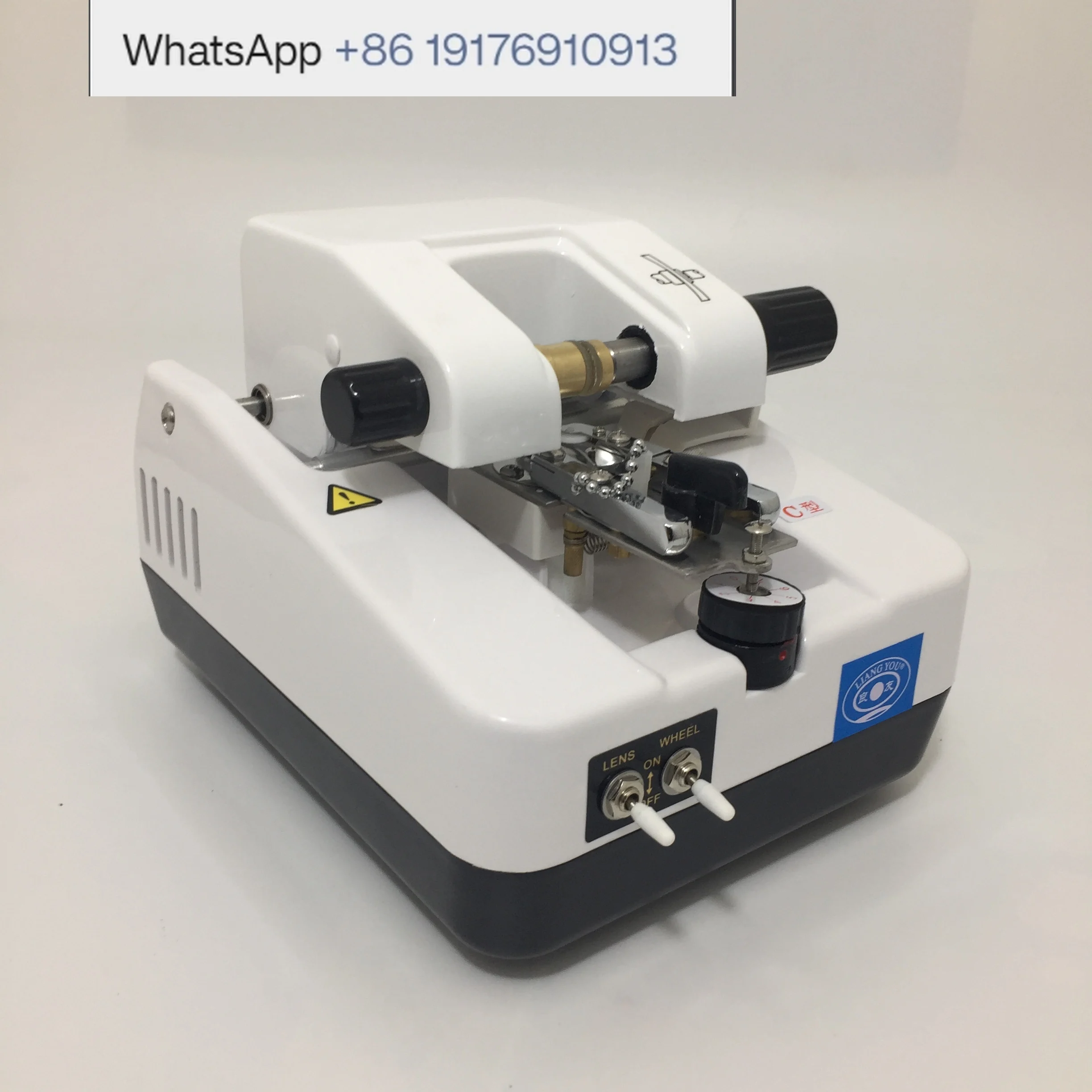 

Автоматическая долбежная машина для стеклянных линз из ПК, машина для волочения проволоки, T-образная панель из нержавеющей стали, инструмент 1800C