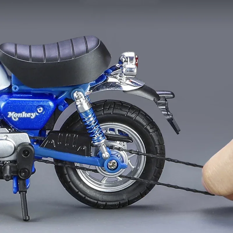 Modèle de moto de sport en alliage moulé sous pression pour enfants, Honda Monkey 125, course de rue, simulation, son, lumière, jouets, cadeau, 1:12