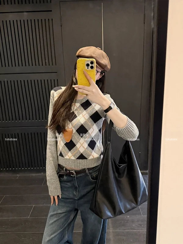 

Girls' Geometric Knitted Long Sleeve Sweater Miu Style Autumn Winter New Color Block Hoodie Soft Polyester Base Layer Top