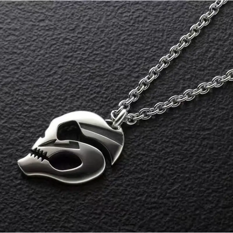 Kamen Rider Skull Chain Pendant Fashion Men and Women Ring Wearing Anime Accessories