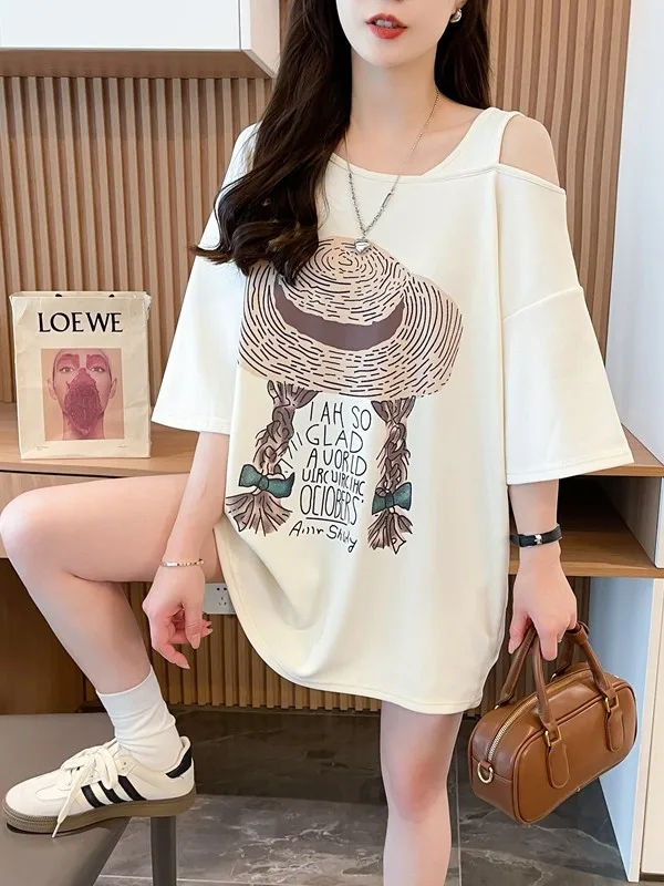 Women's Retro Green Straw Hat Girl Print T-shirt Sexy Asymmetric Cold Shoulder Short Sleeve Loose Casual Tee Cute Cartoon Top