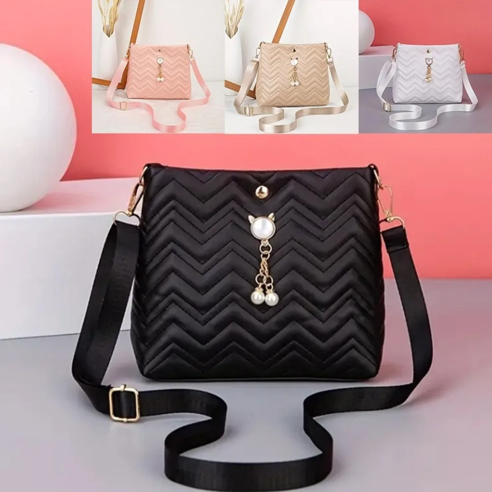 

Stylish PU Leather Shoulder Bag Wave Pattern Solid Color Cross Body Messenger Bag Large Capacity Comfortable Underarm Bag