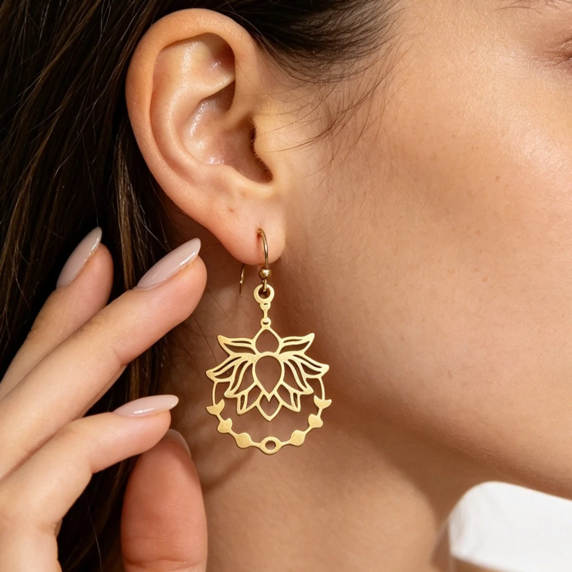 New Style Hot Selling Women's Earrings Exquisite Retro Lotus Mandala Element Design Earrings Versatile Earrings Women
