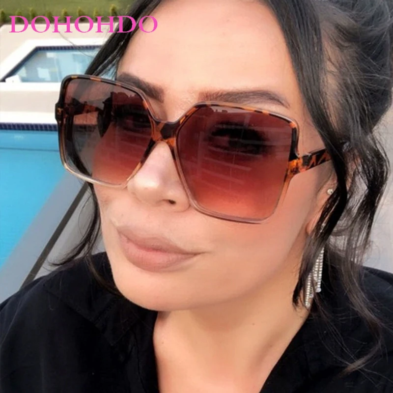 

2025 Oversized Men Square Sunglasses Women Retro Fashion Luxury Brand Personlity Sun Glasses Female Outdoor Travel Shades UV400