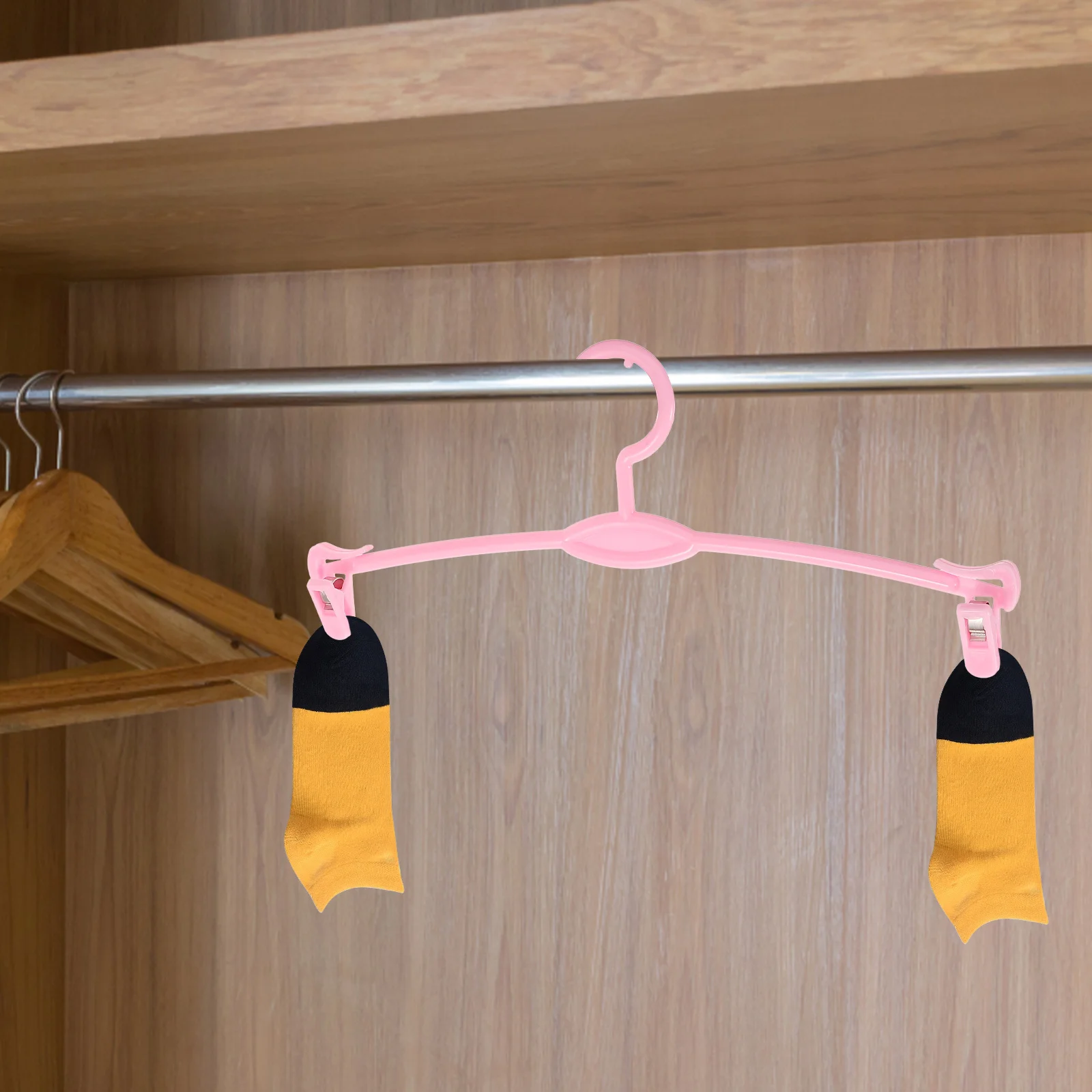

15Pcs Elegant Plastic Underwear Hangers Non-Snap Bra Panties Towel Socks Drying Holder for Home and Shop Use Pink