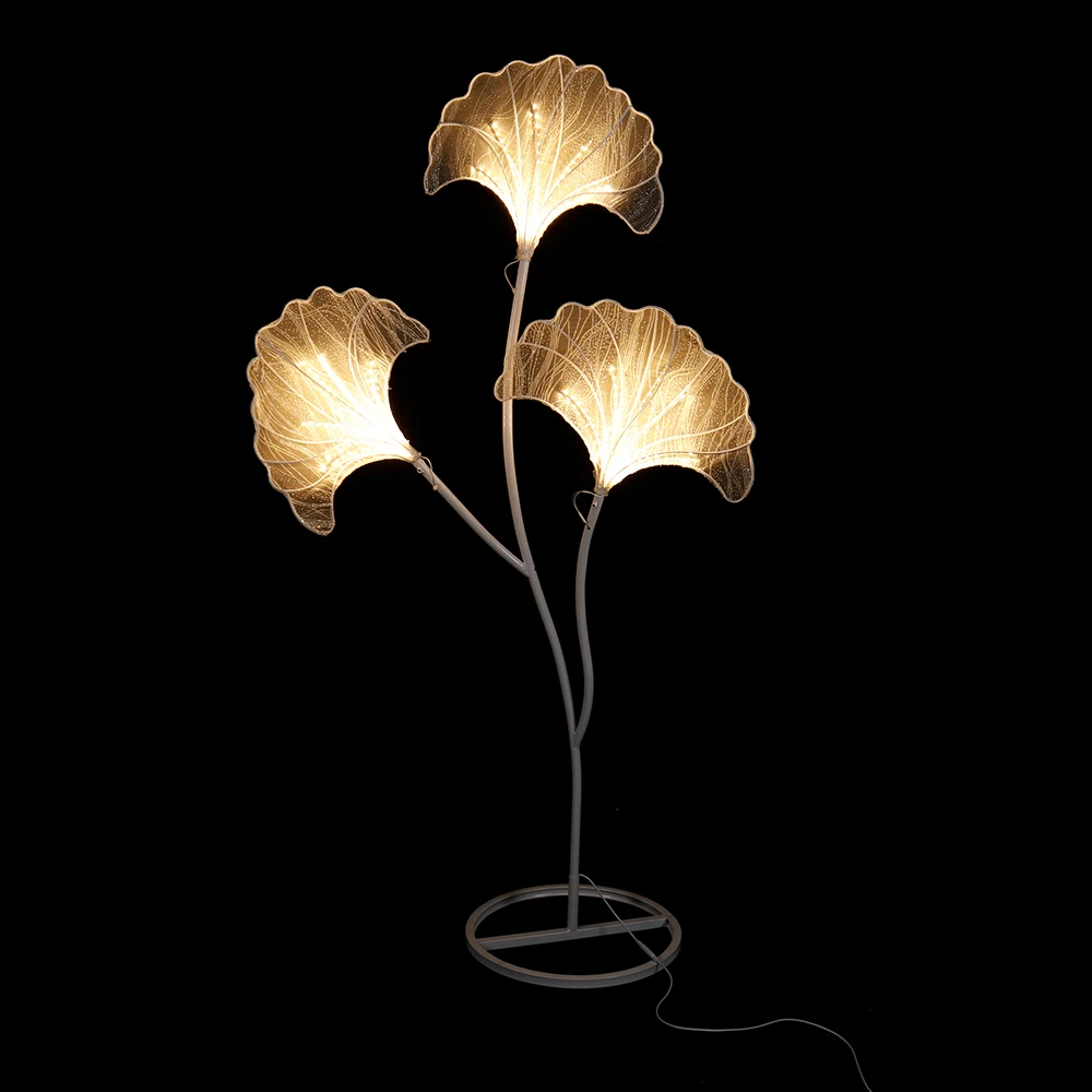 Luxury Glowing Ginkgo Leaf LED Floor Lamp, White Metal Wedding Stage Decor, Elegant Event Aisle Light for Ceremony & Celebration