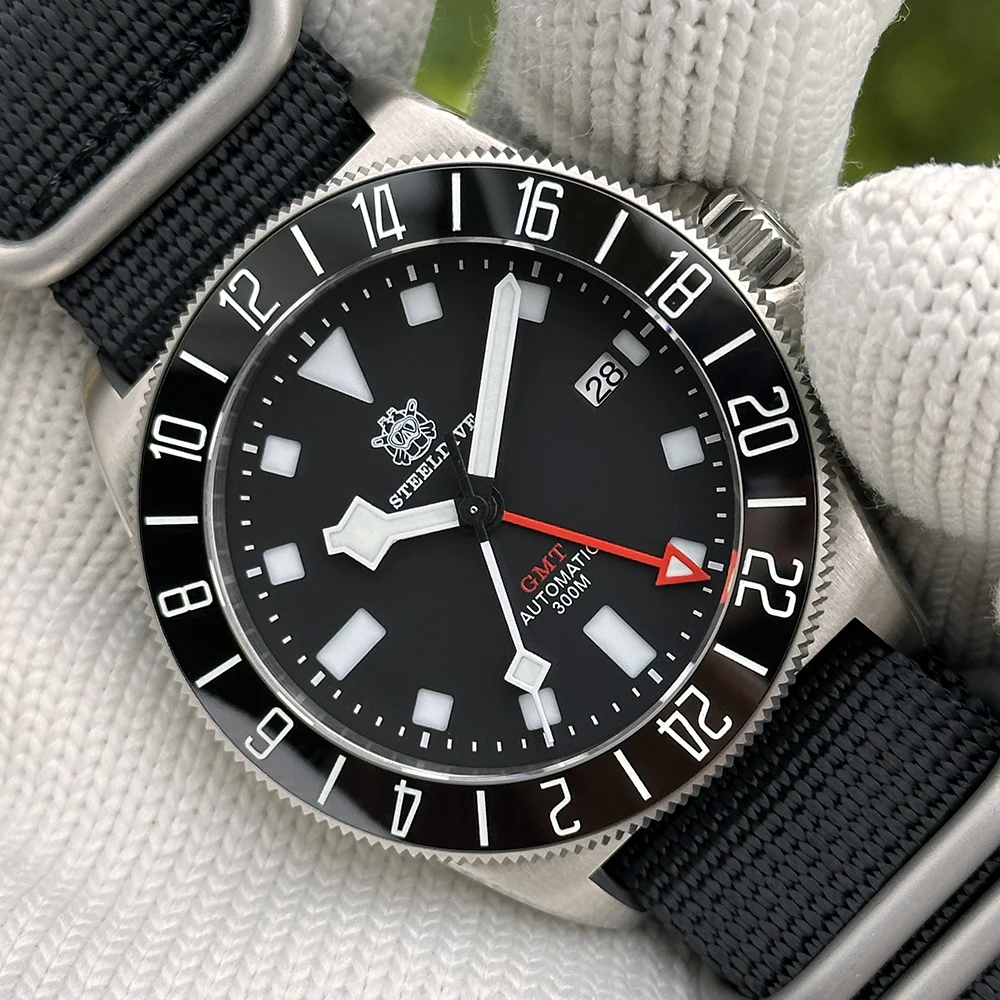 

Мужские часы STEELDIVE GMT, 41 мм, спортивные автоматические механические наручные часы, 30 АТМ, водонепроницаемое сапфировое зеркало NH34