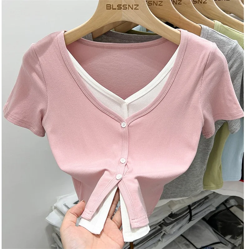 

V-Neck Short Sleeve T-Shirt Women's Summer Pure Desire Sweet Spicy Girl Unique Design Sensation Small Audience Fake Two-Piece...