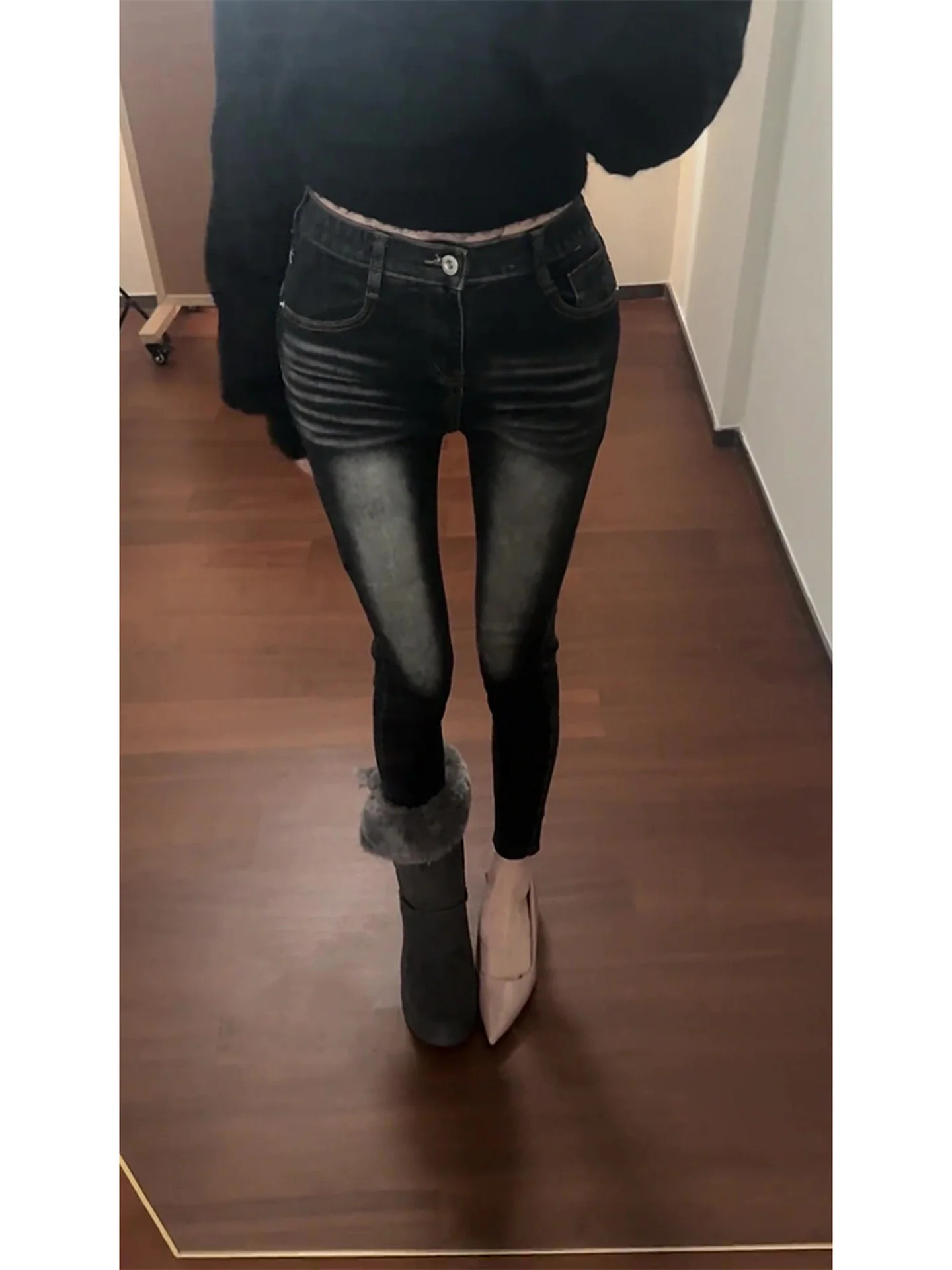 

Sexy Slim Fit High Waist Denim Jeans Women's Fall Winter Faion Pear ape Body Deep Blue Color Pencil Sle Footwear
