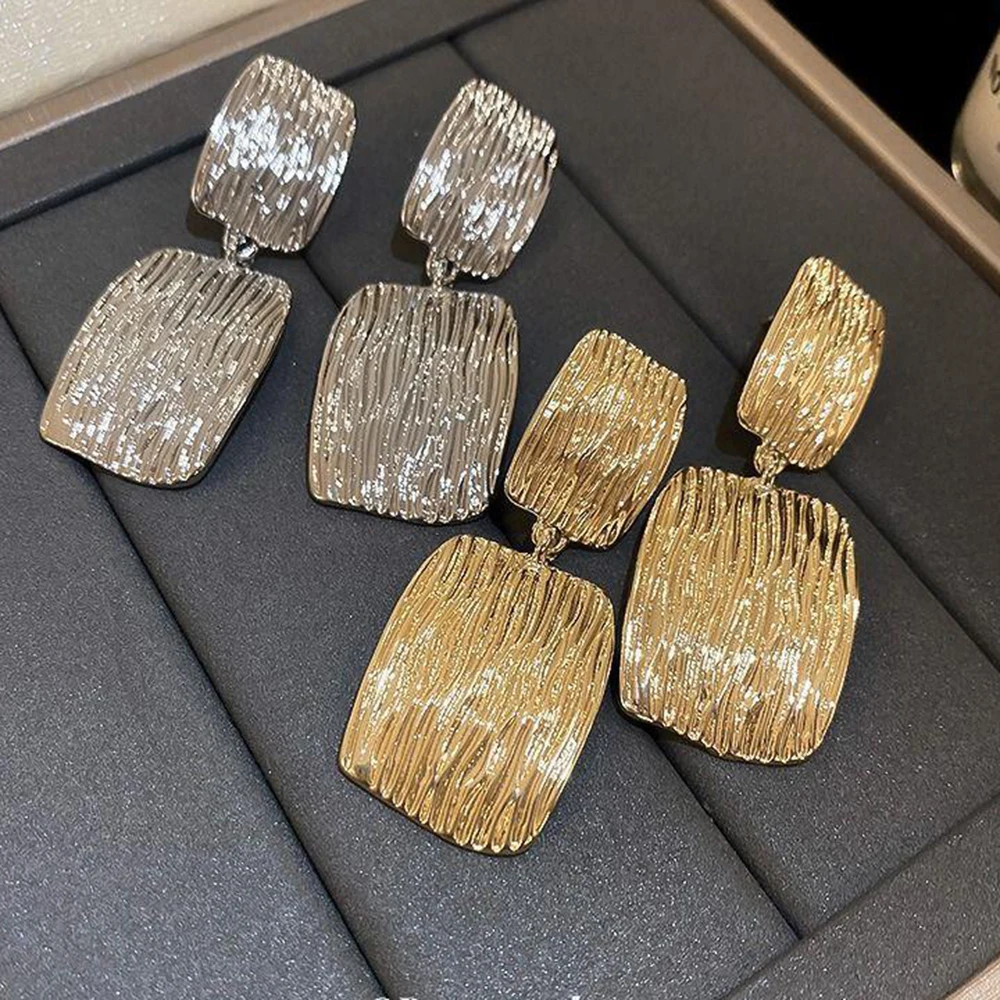 Advanced Metal Textured Big Clip Earrings Women's Exaggerated Fashion Party Jewelry Gold Color Geometry  Earring