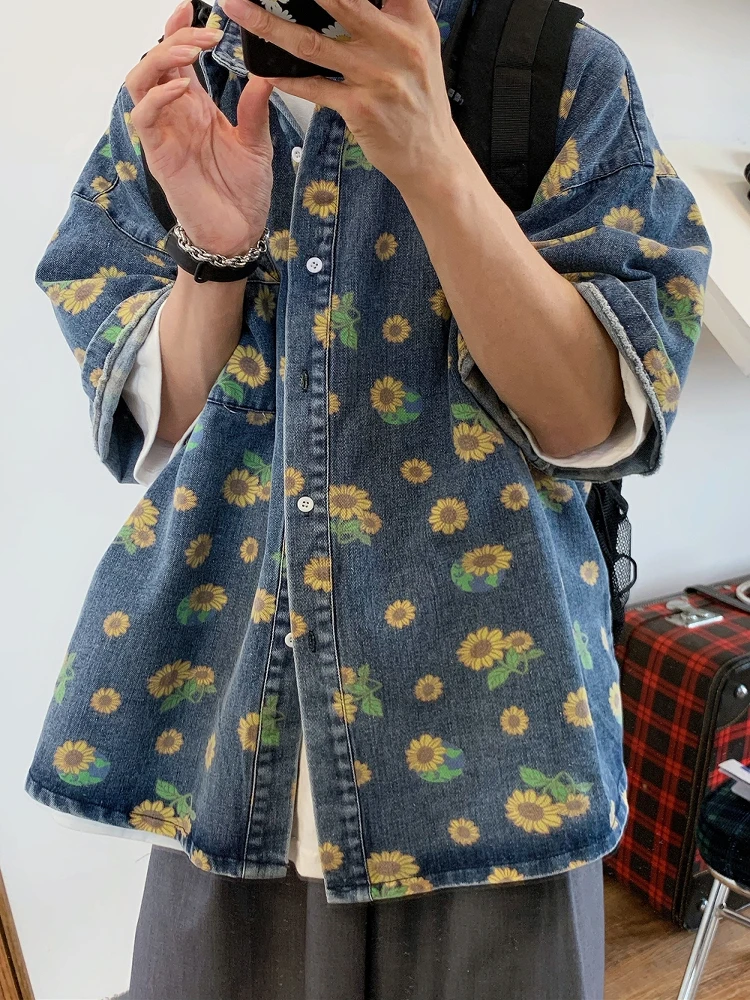 

Retro Hong Kong Sle Daisy Print ort Sve Denim irt Loose Casual Outerwear for Men And Women Summer Trendy Silhouette
